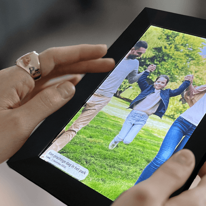 UMBRION - Digitale fotolijst - 10.1"